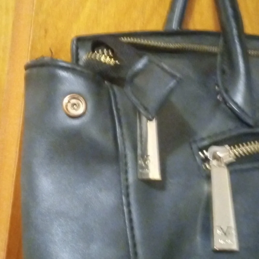 Handbag - Picture 3 of 5